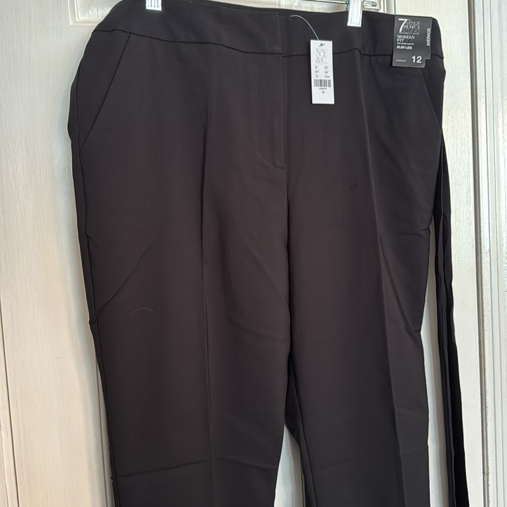 New York & Company black modern fit slim leg trousers NWT 12